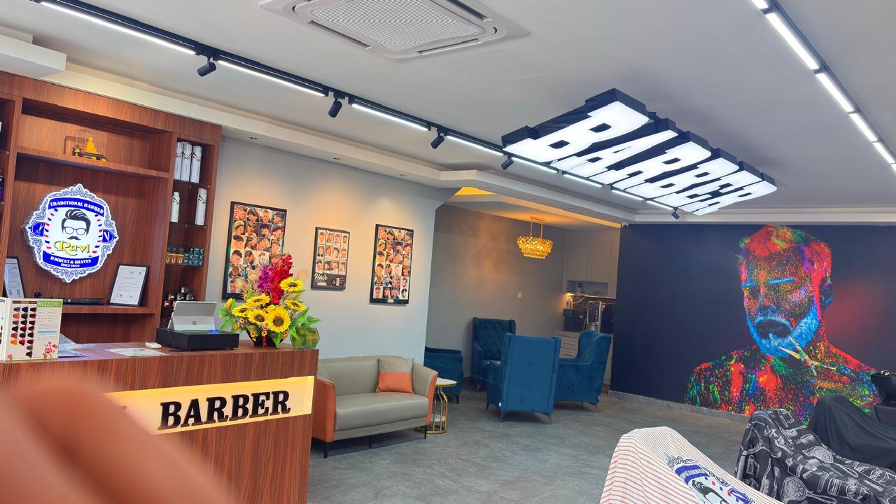 Ravi Barber reception and waiting area